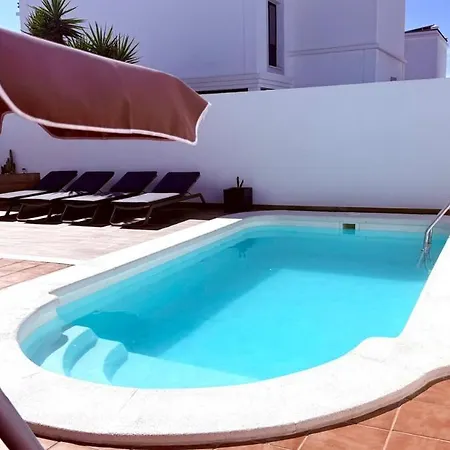 Casa Lomas Holiday home *